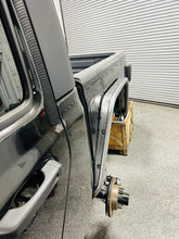 Load image into Gallery viewer, HIGHLINE TUBE FENDERS KSPEC FOR JT